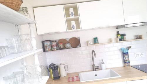 La Fremille T2 - 1br - 400m gare Versailles Paris - Piscine Terrasse Parking - Foto 5, stove, dishwasher, minibar