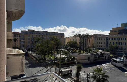 Holiday Bamboo Sanremo - Free private parking - Foto 18