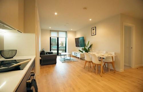 Luxury sky suites 2 bedroom 2 bathroom city centre apartment - Foto 8
