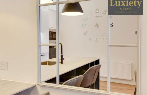 Stylish & Elegant 1BR City Centre near High Street - Foto 25