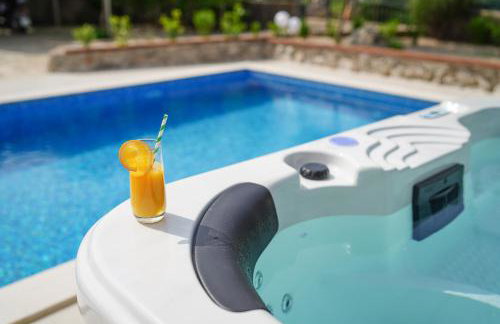 Stone Lady Holiday home with pool&hot tub,sauna,bbq,garden - Foto 3