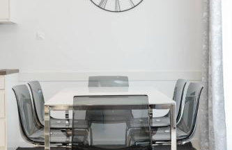 S Luxury Apartments - Photo 19