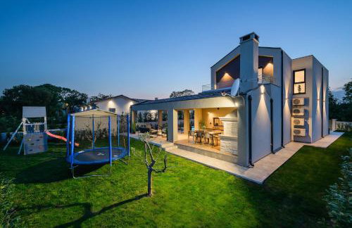 Villa Nobu - Photo 37