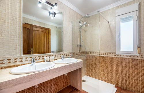 Villa next to playa Bossa - Foto 40