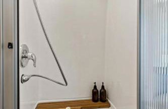 Fully-Equipped Airstream Rental for Glamping in Chelan, Washington - Foto 12