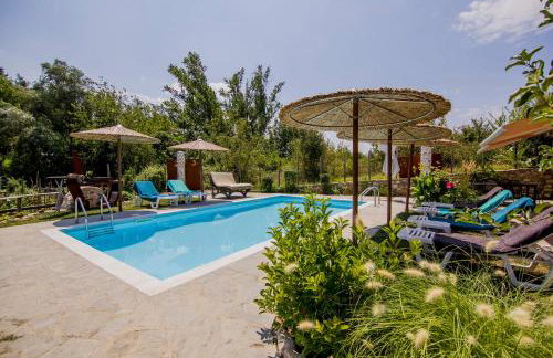 Alexander Aqua Oasis - Poolside Garden Getaway - Foto 11