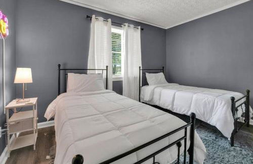 Daniel's Midtown Retreat - Pet Friendly - 5 beds - Centrally Located - Foto 18