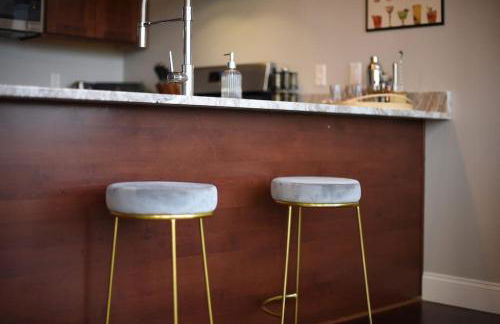 HostWise Stays - The Washington at Chatham - Park Free, Gym, More! - Foto 30