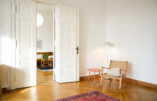 Charmante Altbauwohnung, 2 kostenfreie Parkplätze - Foto 11