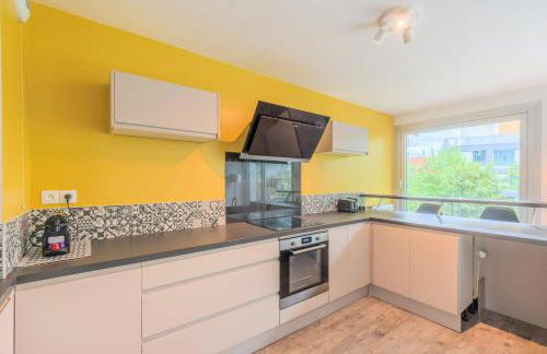 Apartment near metro with parking & balconies - Foto 7