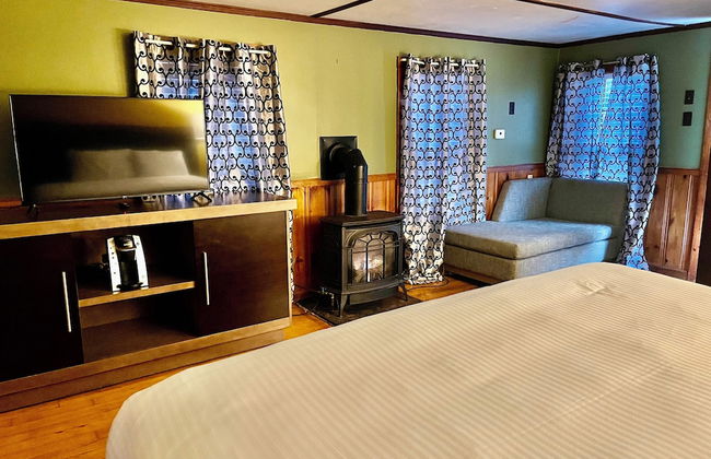 White Mountain Cottages - Photo 8