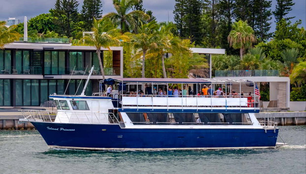 Balade en bateau à travers les Villas des Stars - Photo 3