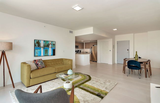 Roami at Grove 27 - Photo 119