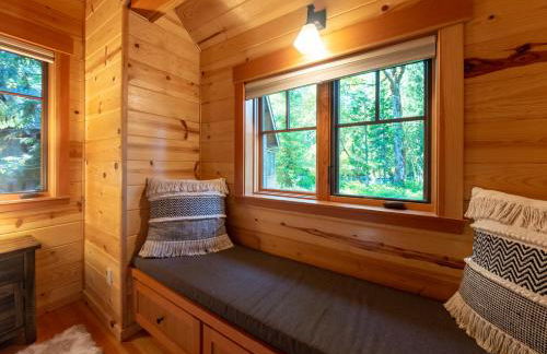 On the River Wooded Bliss Cabin near Loloma - Foto 20