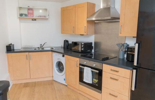 Highrise Balcony Stay in the Heart of Wolverhampton - Foto 13