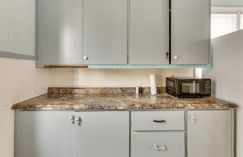 2 Mi to Dtwn Salina Home with Deck and Yard - Foto 8