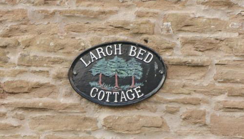 Larch Bed Cottage - Photo 2