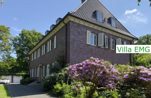 Luxury Villa EMG Steinfurt - Historische Villa mit Sauna, SPA, Garten & großem Essbereich für bis zu 22 Personen - Foto 25