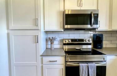 Papillion The White Pine Modern Spacious with Garage - Foto 17