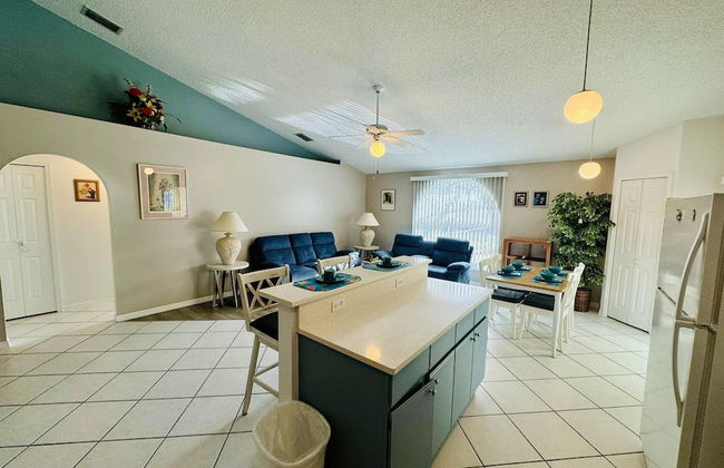 Amazing 3/2 Vacation Home With Private Pool!! - Foto 23