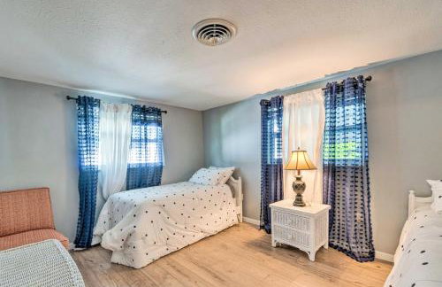 Peaceful Venice Villa w/ Patio - 2 Miles to Beach! - Foto 15