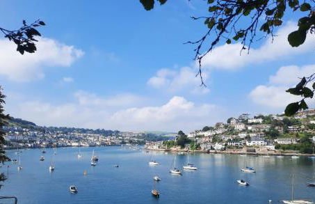 Sunnydaze-detached chalet with 2 bedrooms and 2 bathrooms and private parking outside door - Foto 27