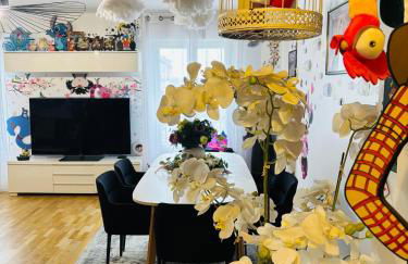 THE ENCHANTED HOUSE ( 15 min walk to Disney) - Foto 8