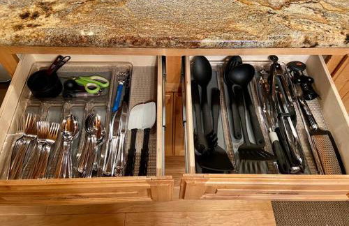 Hot tub*kids room*family cabin - Foto 18