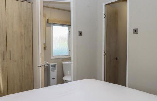 Caravan A24 at Landscove Holiday Park - Photo 15