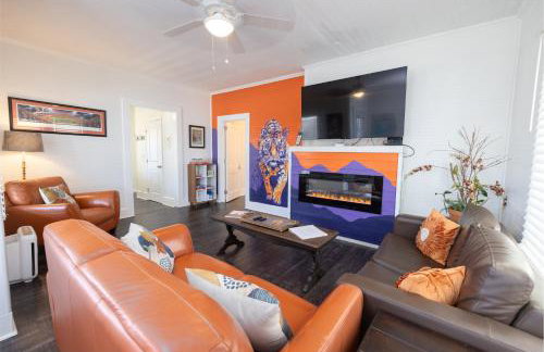 Cozy Downtown Seneca Bungalow - Foto 1