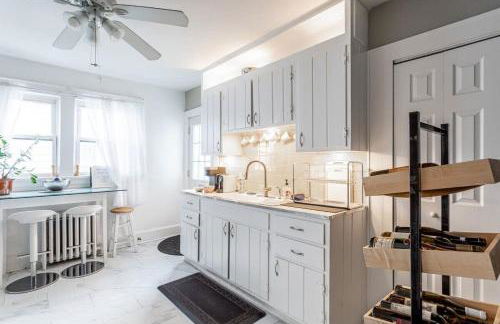 Bella room near downtown Train I-95 & beaches - Foto 48