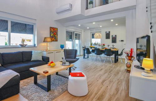 Villa Anna Barbariga, NEW 2022 luxurious villa with private pool! - Photo 8