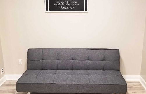 Pond-View Deck and Pool Table Woodbridge Haven! - Foto 21