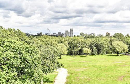 Stylish 2 bed 2 bath apt in Wembley - Foto 20