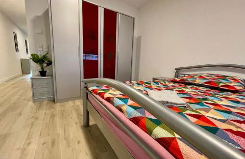 Goldstadt Schlössle Suite 2-Zimmer Design Apartament Zentrum Pforzheim - Foto 24