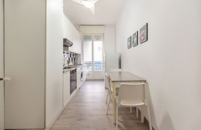 Bright 1 Bedroom near MM1 - Photo 8