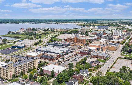 Palmer House Retreat - A Great Muskegon Getaway! - Photo 29