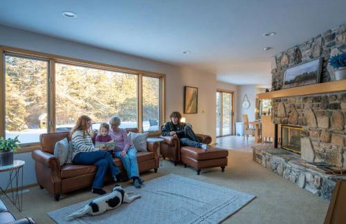 Charming Sister Bay Home Backyard Oasis & HotTub - Foto 7