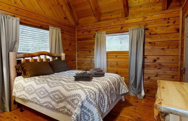 Pop's Perch 2 Bedroom Cabin by RedAwning - Foto 7