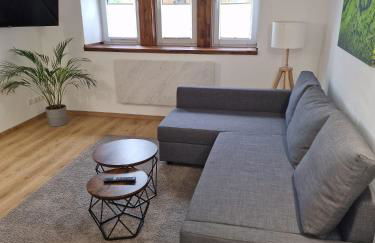 KG Exklusives Zimmer, WLAN, geteiltes Bad und Küche - Foto 1