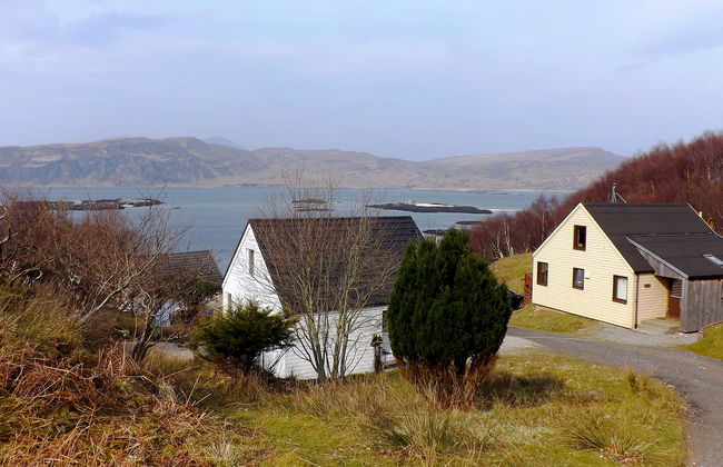 2 bedroom House in Isle with garden and terrace - Photo 1