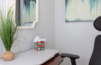 Private Hot Tub & Swing, Vintage Nintendo with Large Parking & EV ready - Foto 19