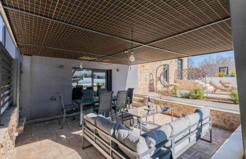 2 Bedroom Nice Home In Biorine - Foto 7