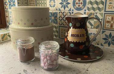 Luxury Village Cottage on doorstep of Alton Towers - Foto 45