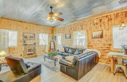 Grace Place Clark House on Farm Shared Hot Tub! - Foto 4