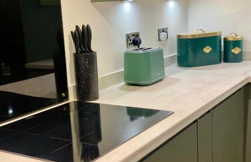 Group Contractor Stay 3 Bed House Bedford Parking WiFi - Foto 35