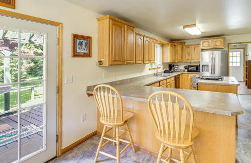 Private Hot Tub Enchanted Hideaway in Lincoln! - Foto 6