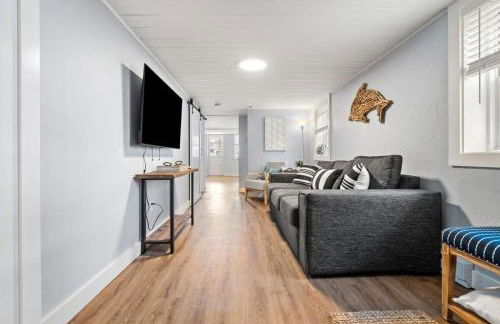 The Addie Shack Pet Friendly Steps to Beach - Foto 15