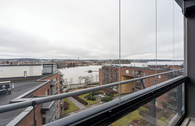 Lake View 7th Floor Studio next to Downtown - Photo 9