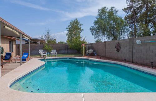 Charming House Pool Near Kiwanis Park Freeways - Foto 32